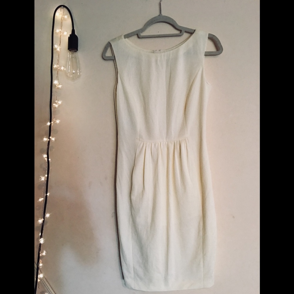 Dainty, Prada Dress. Perfect for Tea. ❤️